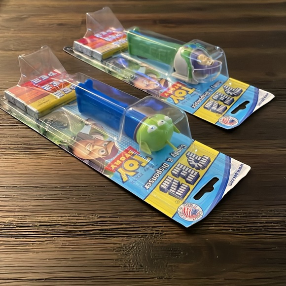 PEZ Disney Pixar Toy Story Buzz Lightyear & Green Alien Set of 2 Dispensers - Picture 7 of 8